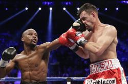 加拿大队带队取胜！，大坂直美重要时刻反败为胜赛场气氛高涨——体育精神的光辉在此汇聚